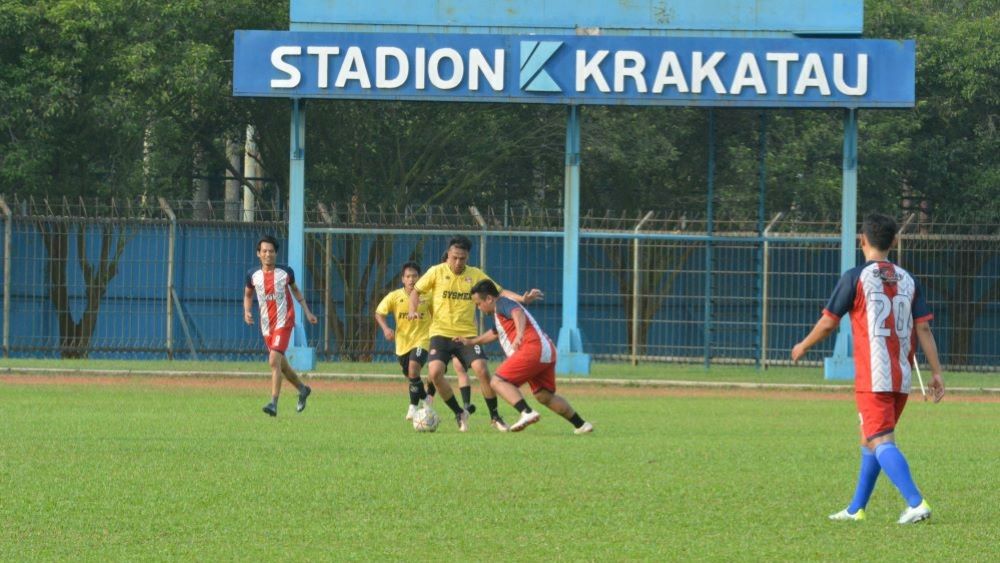 Laga Persahabatan Volunteer FC vs Krakatau Steel FC