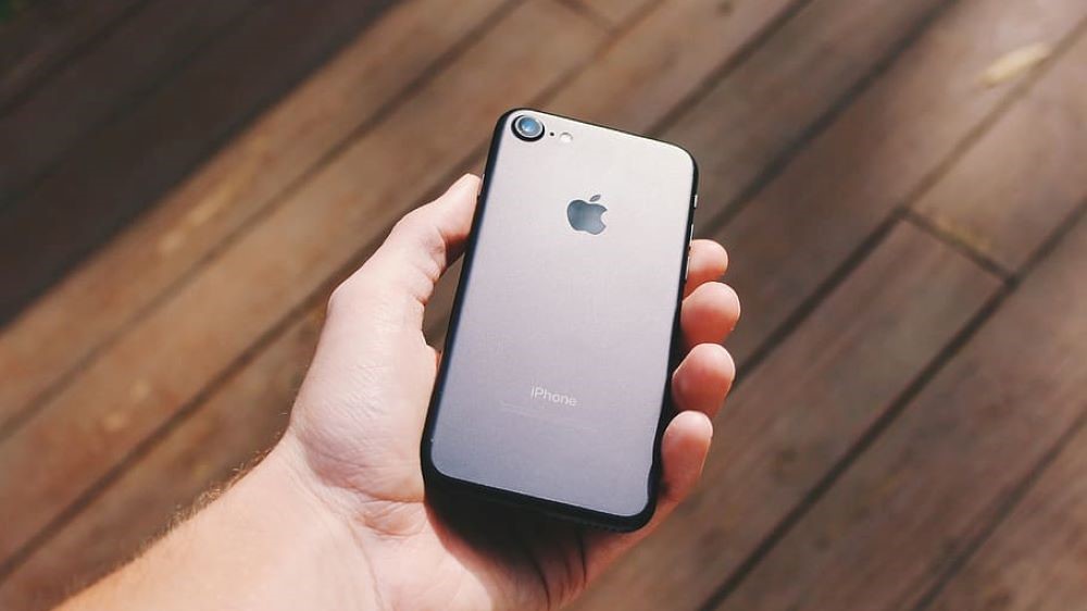 Rusia Larang PNS Pakai Produk Apple
