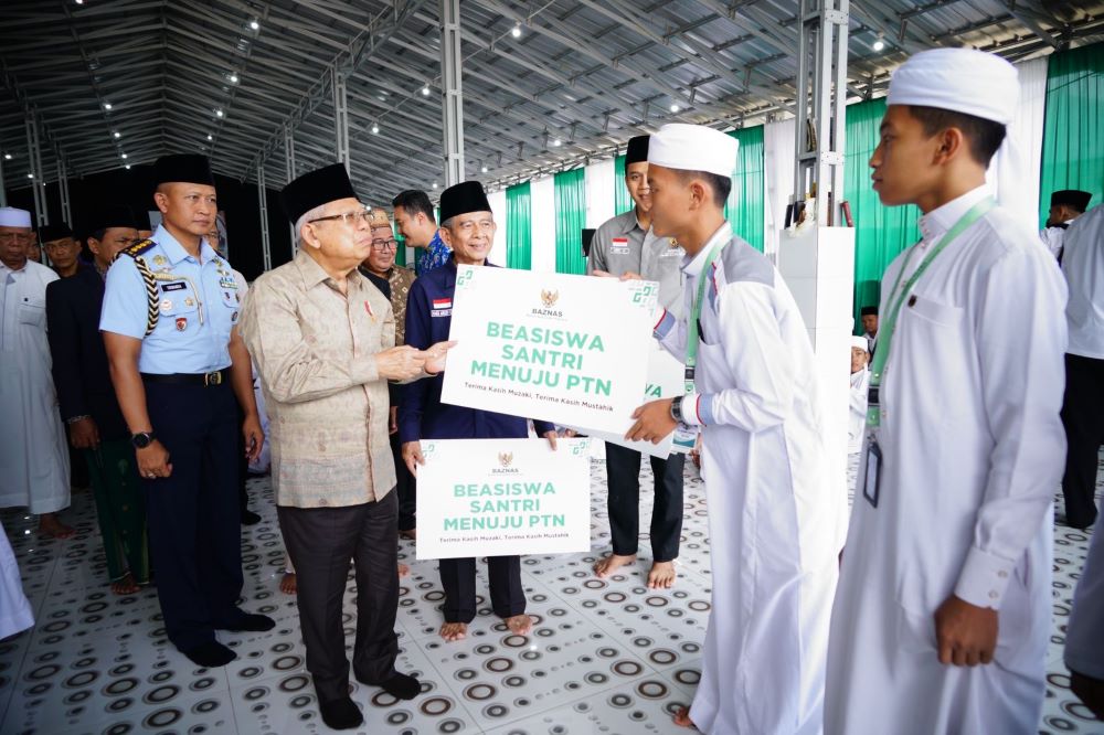 Wapres KH Ma'ruf Amin mengunjungi kampus 3 Pondok Pesantren (Ponpes) Muqimus Sunnah