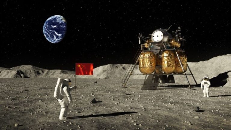 China Ungkap Rencana Pendaratan Astronotnya di Bulan pada 20230