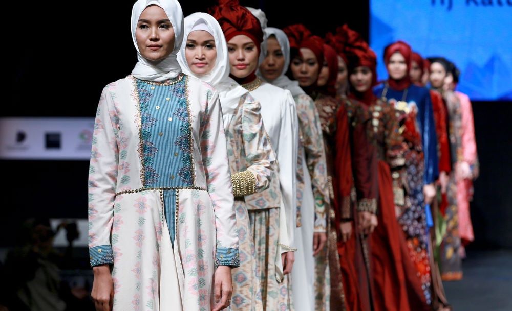 Pemerintah Dukung Fesyen Desainer Lokal Pamerkan Koleksi Spring Summer 2023/2024 di New York Fashion Week