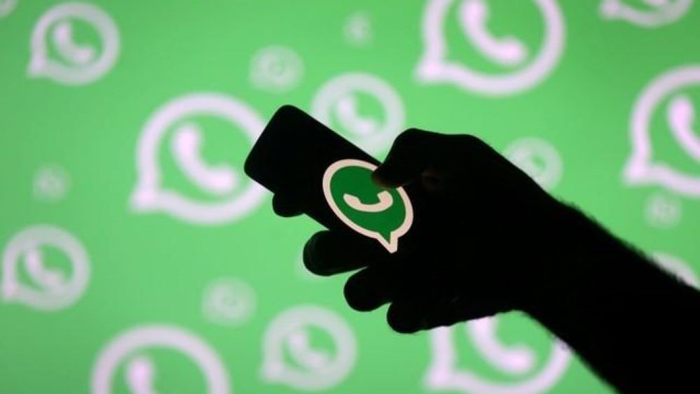 WhatsApp Gunakan Alamat Email