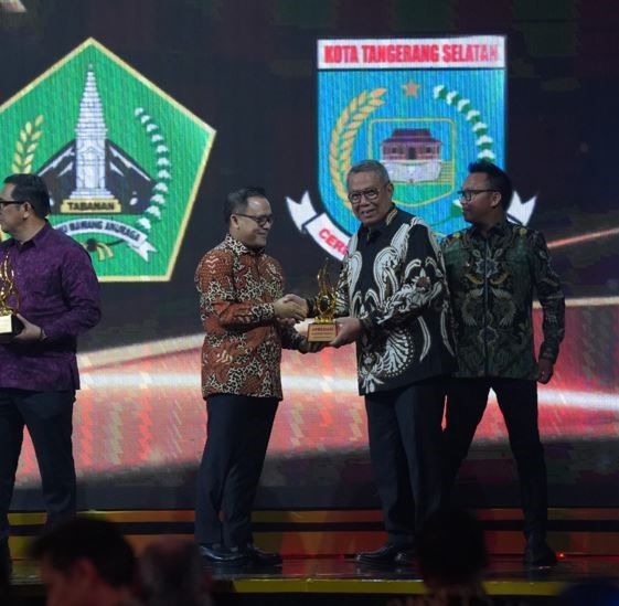 Tangerang Selatan Raih Penghargaan Peduli Pelayanan Publik
