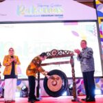 Wali Kota Tangsel Benyamin Davnie Bersama Dirjen Bina Keuda Kemendagri Buka Rakernas Pengelolaan Keuangan Daerah 2023