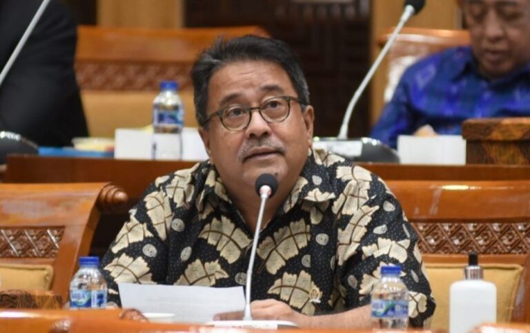 Rano Karno Sebut Jangan Sampai Pelajar Putus Sekolah Akibat Kendala Penyaluran PIP