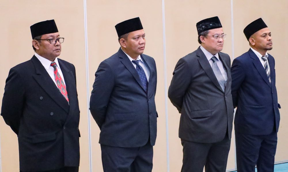 Wali Kota Tangsel Benyamin Davnie Lantik Empat Kepala Dinas