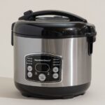 Masyarakat Lebih Butuh Harga Pangan Murah Daripada 'Rice Cooker'