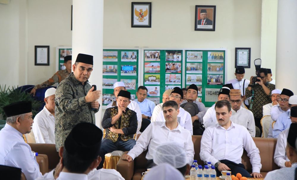 Sekjen Gerindra di Ponpes Hidayatullah: Prabowo Dukung Penuh Realisasi Dana Abadi Pesantren