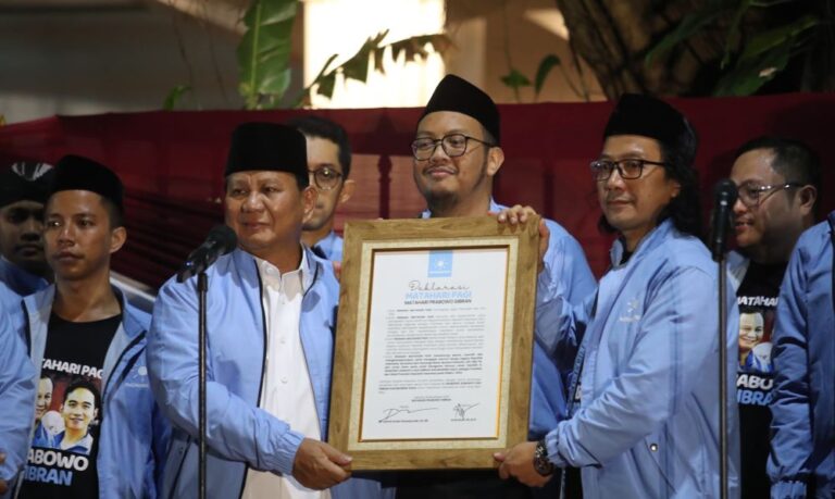 Puji Kinerja Pemerintahan Jokowi, Prabowo: Kita Disebut Negara Paling Cepat Selesai Covid