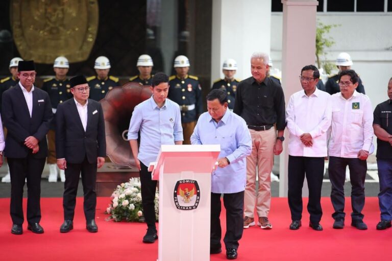 Jelang Debat Perdana, Habiburokhman: Prabowo-Gibran Sudah Kebal dari Kampanye Negatif dan Fitnah