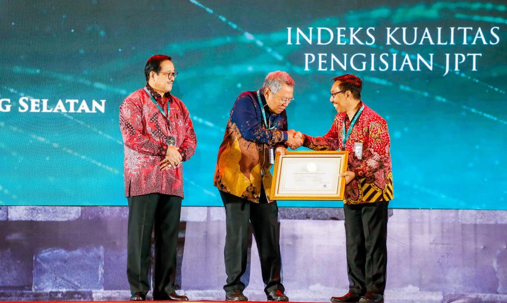 Pemkot Tangsel Raih Dua Penghargaan Predikat Tertinggi Diajang Anugerah Meritokrasi KASN Tahun 2023