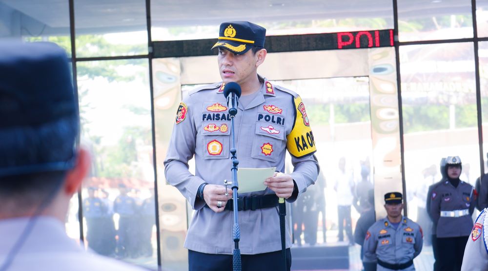 Wali Kota Benyamin Hadiri Apel Gelar Pasukan Operasi Lilin Jaya 2023