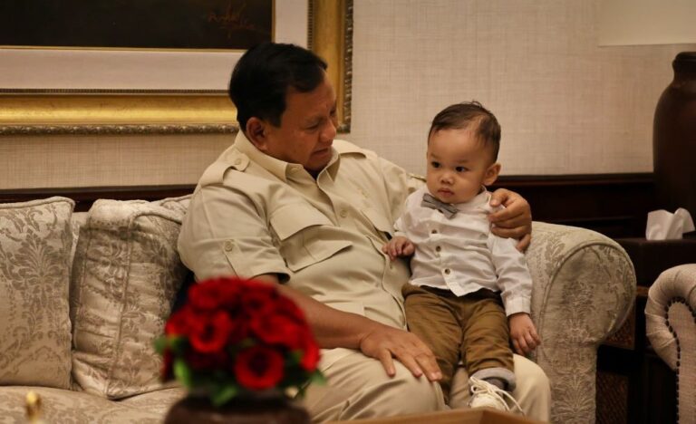 Prabowo Akhirnya Bertemu Anak Jenius Kenneth Matthew: Semoga Kelak Harumkan Nama Indonesia