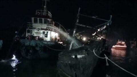 Kapal Gurita di Pelabuhan Muara Baru Terbakar Akibat Korsleting Listrik, Api yang Berkecamuk Menimbulkan Rasa Takut