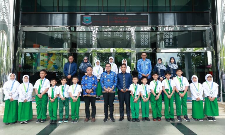 Wakil Wali Kota Pilar Saga Berikan Dukungan dan Motivasi Peserta Olimpiade Matematika Tingkat Asia