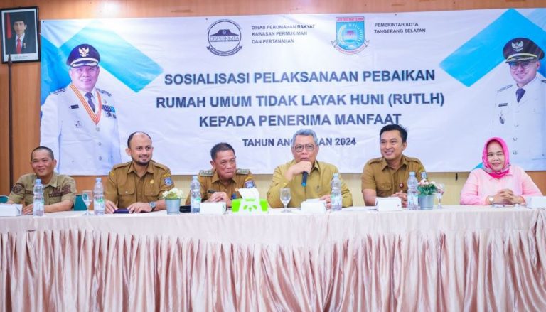 Wali Kota Benyamin Davnie: 70 Unit Rumah Tak Layak di Serpong Utara Akan Dibedah