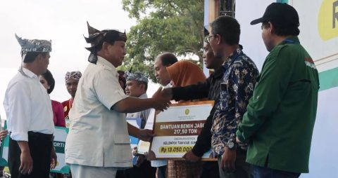 Disambangi Prabowo dan Amran, Petani dan Peternak di Sumedang Ungkap Rasa Syukur