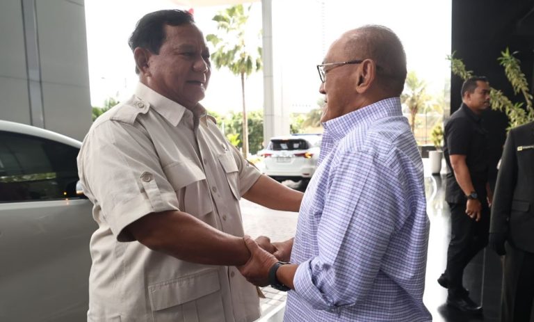 Momen Akrab Pertemuan Prabowo dan Aburizal Bakrie