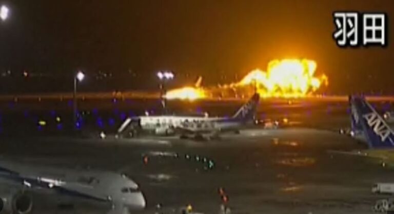 Kebakaran Pesawat di Bandara Haneda, KBRI Tokyo Lakukan Koordinasi dengan Otoritas Jepang Kemungkinan Adanya Penumpang WNI
