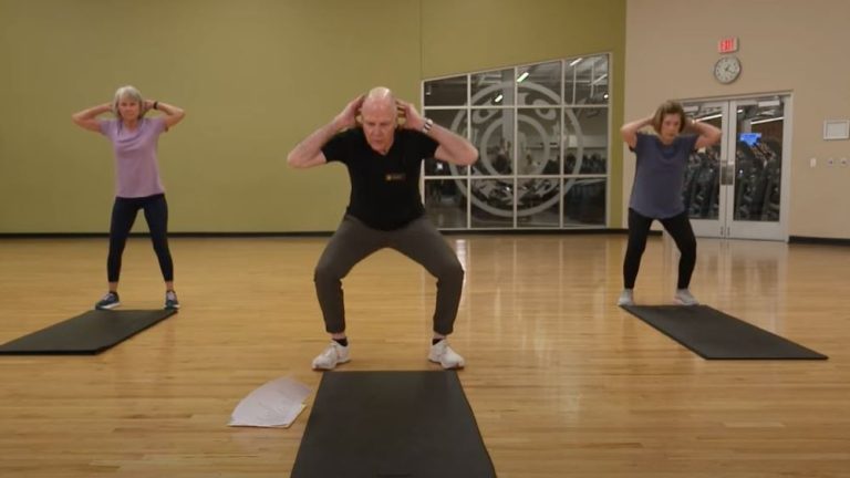 Anak Muda Jangan Iri, Kakek 81 Tahun Ini Dinobatkan Jadi Instruktur Kebugaran Tertua di Dunia