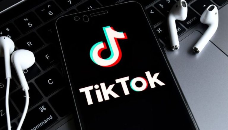 Aplikasi TikTok Tersedia di Apple Vision Pro