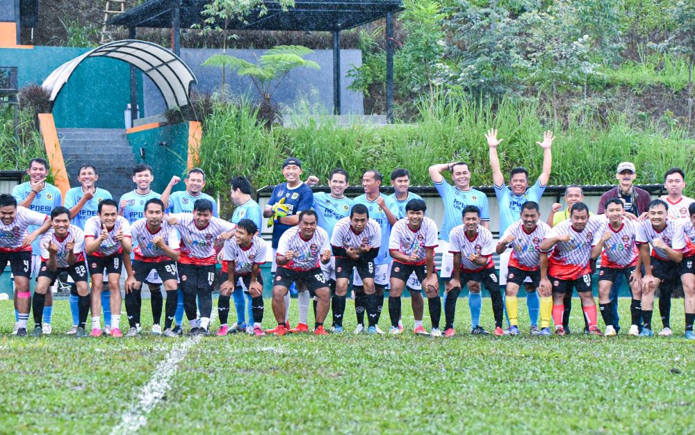 Jalin Silaturahmi, Volunteer FC PMI Tangsel Kalahkan APDESI FC 6-0 dalam Laga Persahabatan