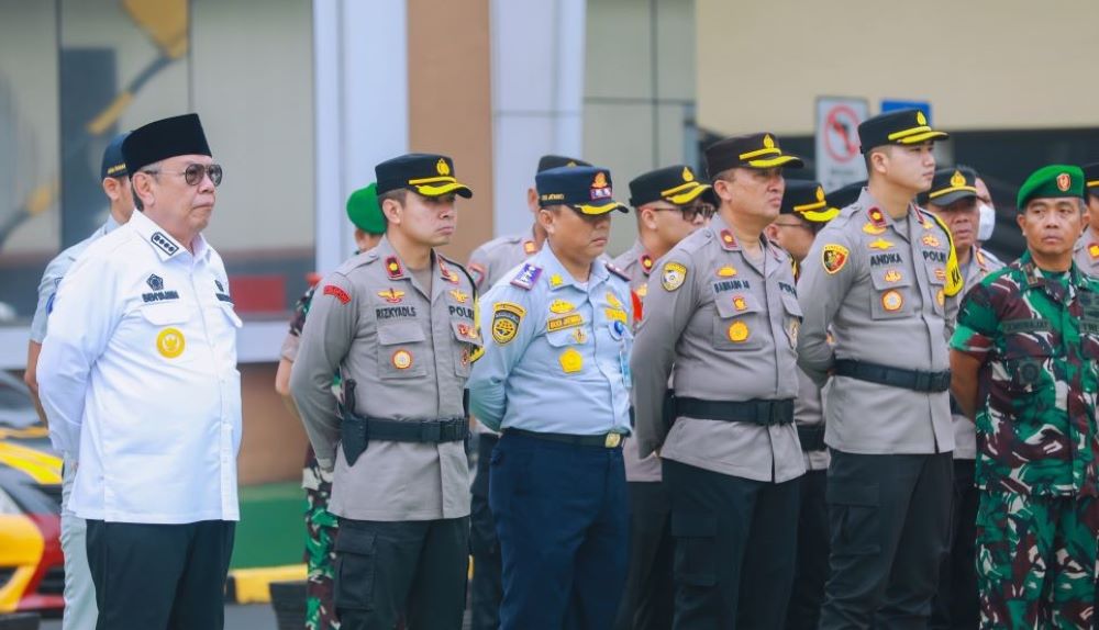 Jelang Idulfitri, Wali Kota Benyamin Davnie Ikuti Apel Gelar Pasukan Kepolisian Terpusat