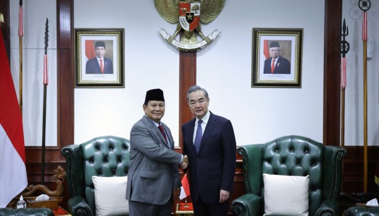 Prabowo Terima Menlu Tiongkok, Diberi Selamat sebagai Presiden Terpilih dengan Suara Terbanyak Sepanjang Sejarah