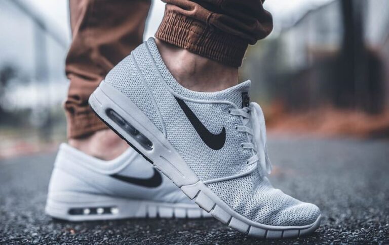 Nike PHK Ratusan Karyawan